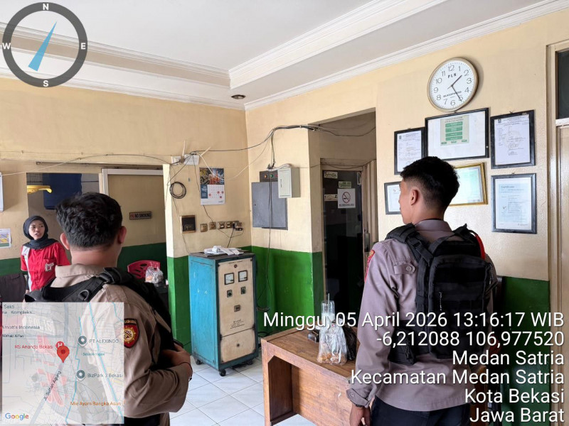 Gencarkan Patroli Dialogis, Tim Perintis Presisi Polres Metro Bekasi Kota Sambangi Objek Vital di Medan Satria