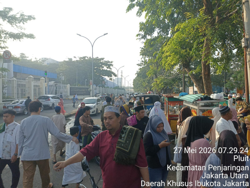 Ribuan Jamaah Padati Sholat Idul Adha 1447 H di Penjaringan, Polisi Pastikan Ibadah Berjalan Aman dan Kondusif
