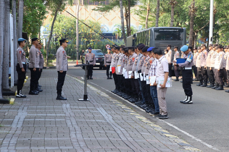 Apel Pagi Polres Kepulauan Seribu, Kapolres Tekankan Disiplin, Kesiapan Audit dan Kebersihan Mako