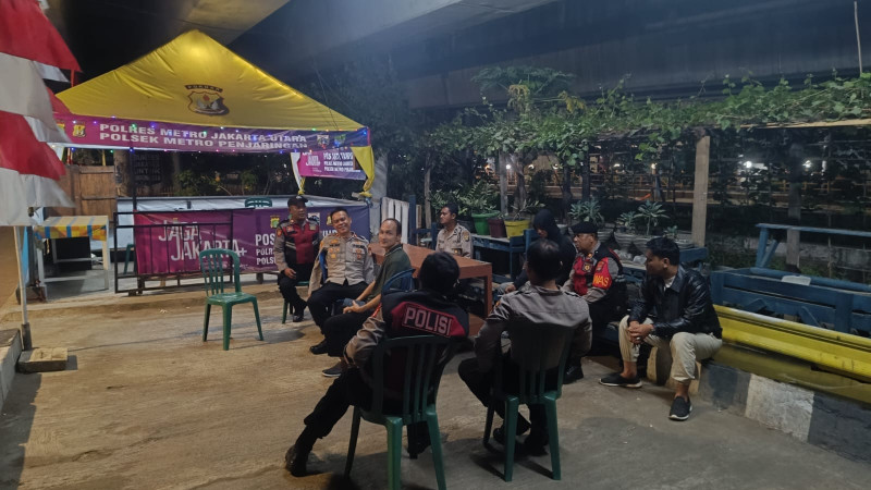 KRYD Polsek Metro Penjaringan, Patroli Malam Intensif Antisipasi Tawuran dan Kejahatan Jalanan
