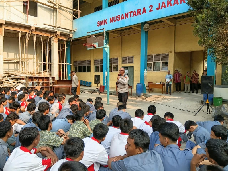 Police Go to School, Kapolsek Koja Imbau Pelajar Tak Terprovokasi Aksi Unjuk Rasa
