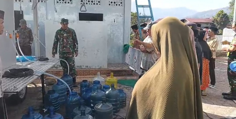 Krisis Air Bersih Pascabencana, TNI Salurkan Mobil RO untuk Warga Aceh Tengah