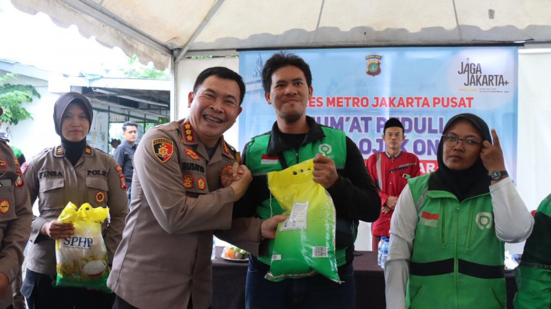 Kapolres Jakpus Resmikan Gerai Auto Mart Ke 4 Untuk Ojol Polisi dan Ojol Sama-Sama Mengabadi Untuk Masyarakat