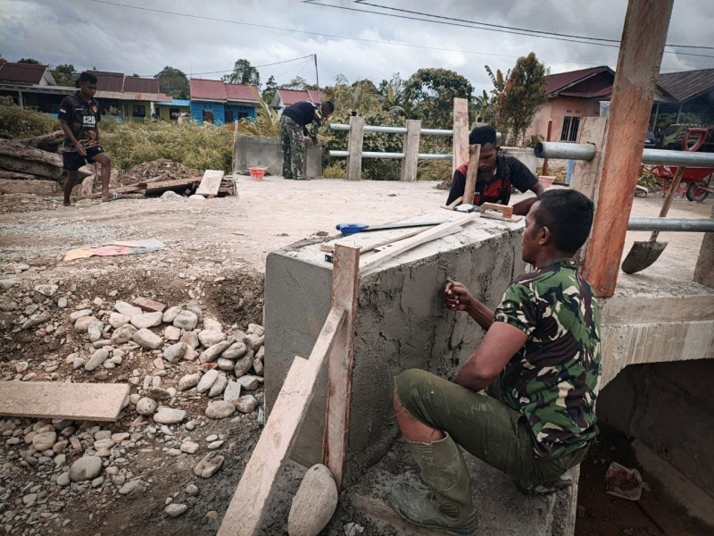 Warga Kampung Jimbi Sambut Gembira Rampungnya Pembangunan Jembatan Beton