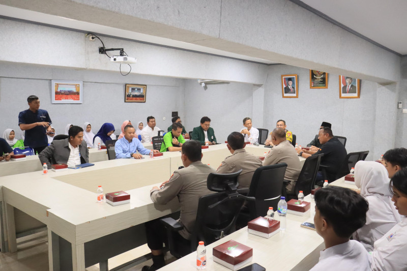 Kapolres Metro Jakarta Utara Gelar Police Go to School di SMK Yappenda, Tekankan Pencegahan Prilaku Menyimpang dan Bullying