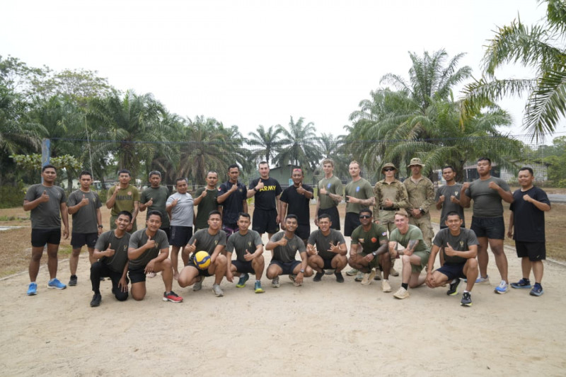 Olahraga Bersama Pererat Persahabatan Prajurit TNI dan Negara Sahabat di SGS 2026