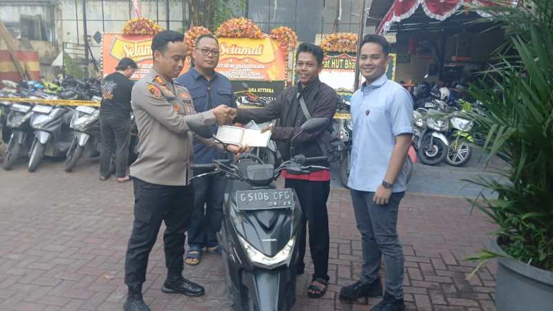 Sempat Hilang 1 Tahun Yang Lalu Di Kawasan Cengkareng, Akhirnya Motor Tersebut Berhasil Ditemukan Tim Tiger Unit Reskrim Polsek Tambora