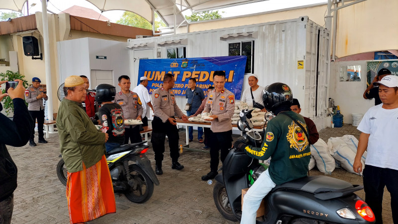 Kegiatan Bakti Sosial di Masjid Al Qohhar : Wujud Kepedulian Untuk Pengemudi Ojek Online di Penjaringan