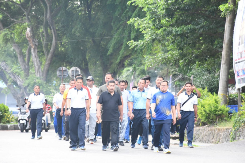 Rayakan HUT Ke 80 TNI AL, Lanal Sabang Gelar Olahraga Bersama Forkopimda