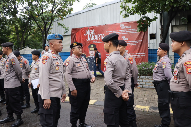 Propam Polres Kepulauan Seribu Gelar Gaktibplin Usai Apel Pagi