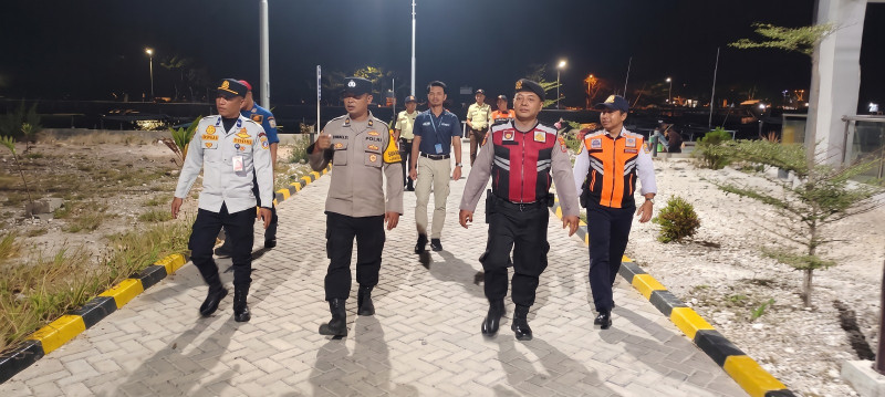 Layanan Polisi 110 Disosialisasikan, Polsek Kepulauan Seribu Selatan Imbau Warga Waspada Kebakaran Lahan dan Gelombang Tinggi