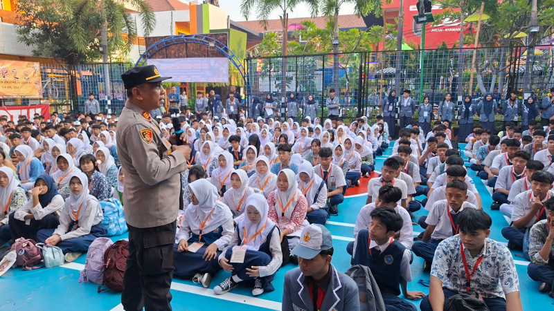Dukung Program Jaga Jakarta, Polsek Koja Jadi Narasumber MPLS di SMK Walang Jaya