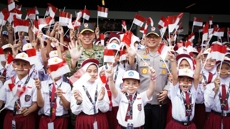 GENERASI MUDA CERIA WARNAI PERINGATAN HARI LAHIR PANCASILA 2026 BERSAMA PANGDAM JAYA