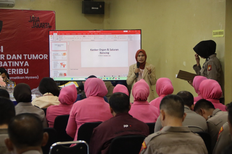 Polres Kepulauan Seribu Gelar Sosialisasi Kesehatan Mengenai Kanker dan Tumor