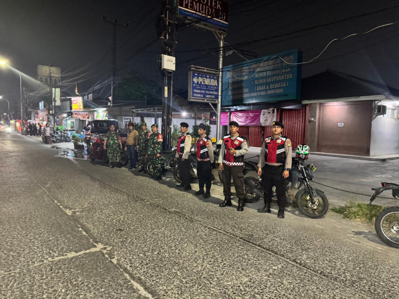Jaga Kamtibmas, Polsek Bekasi Barat dan Koramil 01 Kranji Gelar Patroli Gabungan