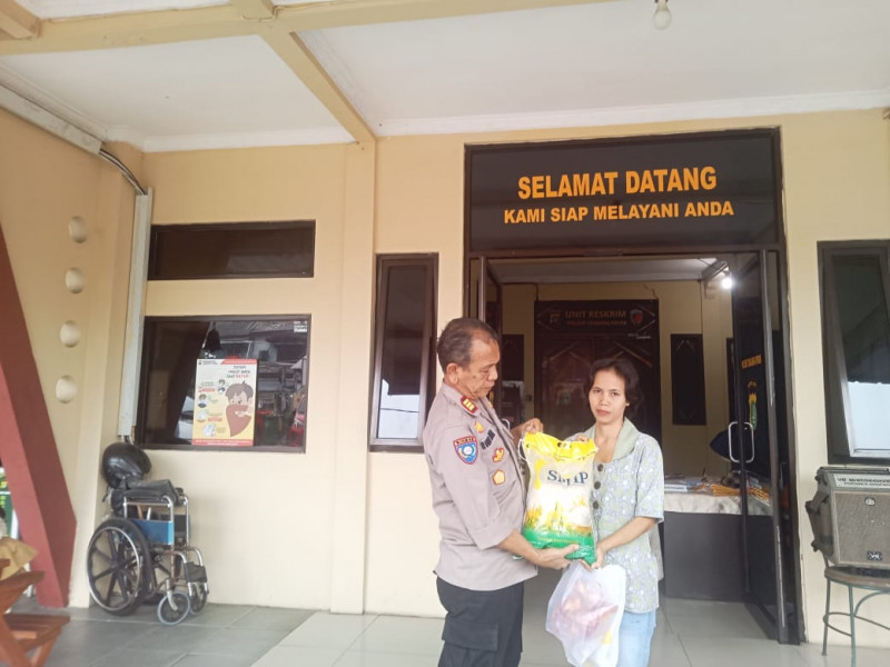 Polsek Tanjung Priok Gelar Gerakan Pangan Murah Bersama Bulog, Ratusan Warga Antusias Beli Beras SPHP