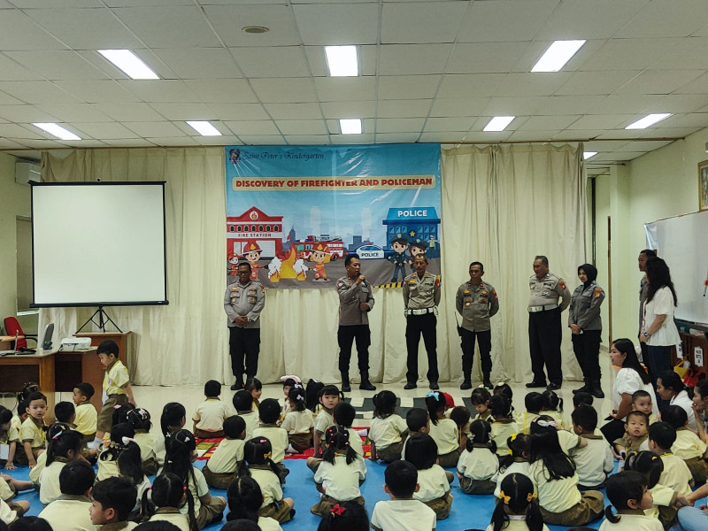Polisi Sahabat Anak, Polres Metro Jakarta Utara Edukasi 90 Murid TK Saint Peter's
