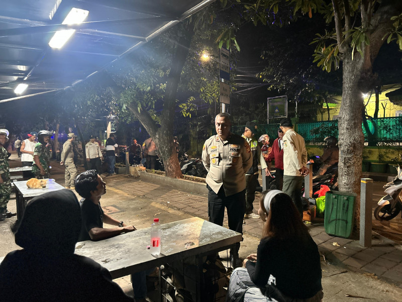 Polsek Koja Gelar Patroli Skala Besar, Amankan Tiga Pemuda Mabuk di Pinggir Kali Sunter