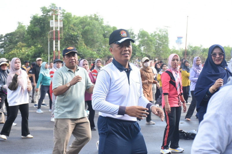 Danlanal Bintan Hadiri Acara Olahraga Bersama dan Ulang Tahun ASN Tahun 2025