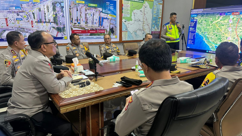 Wakapolri Pantau Kesiapan Arus Mudik di Pelabuhan Bakauheni dan Rest Area KM 20B