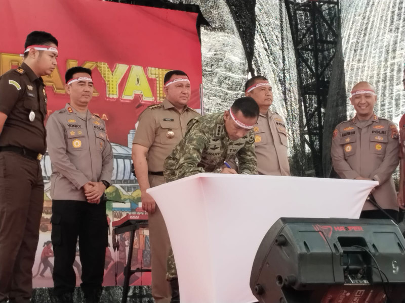Pesta Jamuan Rakyat Peringati HUT RI ke-81, Forkopimko Jakarta Utara Tegaskan Komitmen Tolak Tawuran