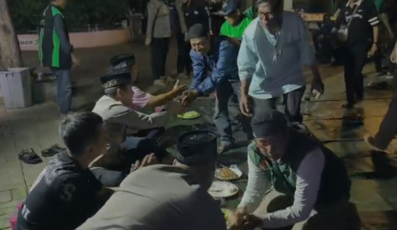 Polres Kepulauan Seribu Gelar Buka Puasa Bersama Komunitas Ojol, Pererat Silaturahmi