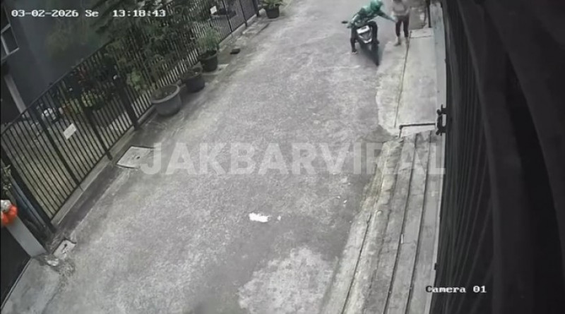 Gagal Jambret Tas Lansia hingga Terjatuh, Pria di Jelambar Diringkus Polisi