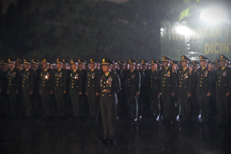 Dibawah Guyuran Hujan, Kasad Lantik 1.202 Perwira Remaja Diktukpa TNI AD Gelombang I TA 2026