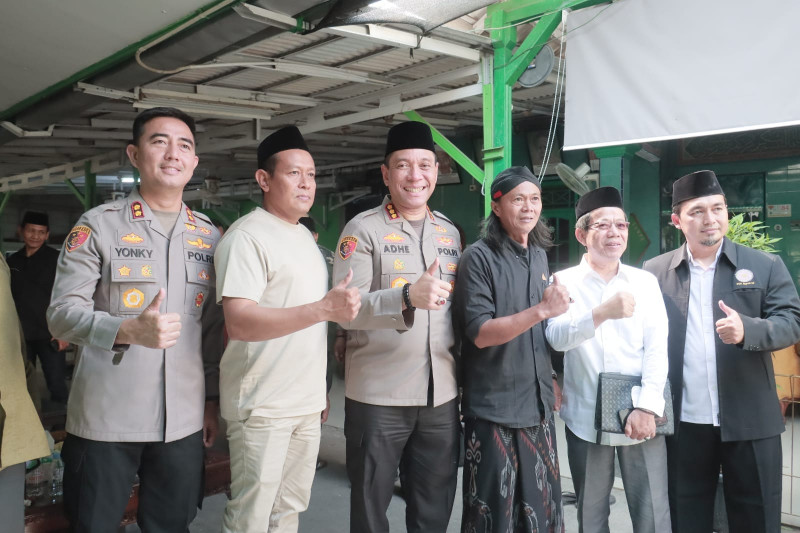 Kapolres Metro Jakut Sambangi Ponpes Ash Sholihin Al Abror, Ajak Tokoh Agama Jaga Kamtibmas