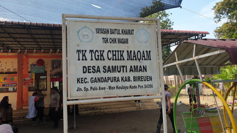 Pulihkan Sekolah Pascabanjir, Polres Bireuen Gotong Royong Bersihkan TK di Gandapura