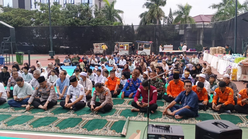 Kapolsek Metro Penjaringan Hadiri Buka Puasa Bersama Warga Menara Marina, Perkuat Sinergi Keamanan Lingkungan