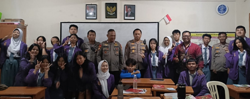 Polsek Pademangan Gelar Police Go To School, Sosialisasi Bahaya Narkoba ke Pelajar SMK Harapan Mulia
