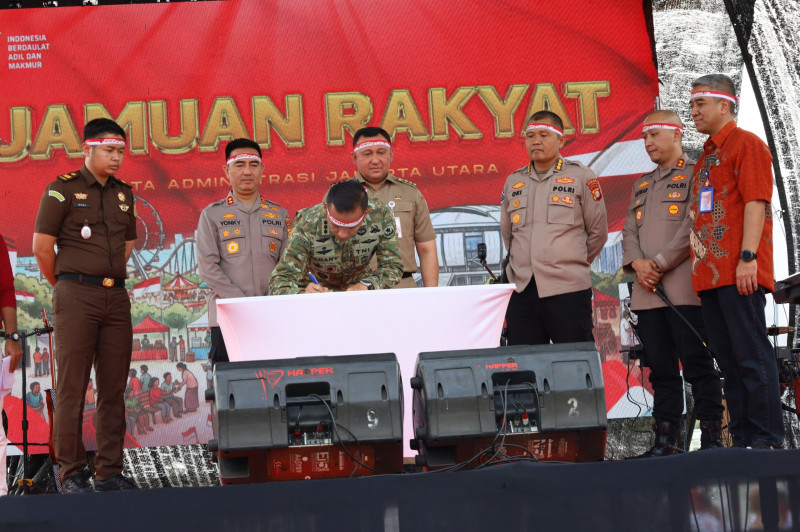 Semarak HUT RI ke-81 di Jakarta Utara, TNI-Polri dan Warga Perkuat Kebersamaan