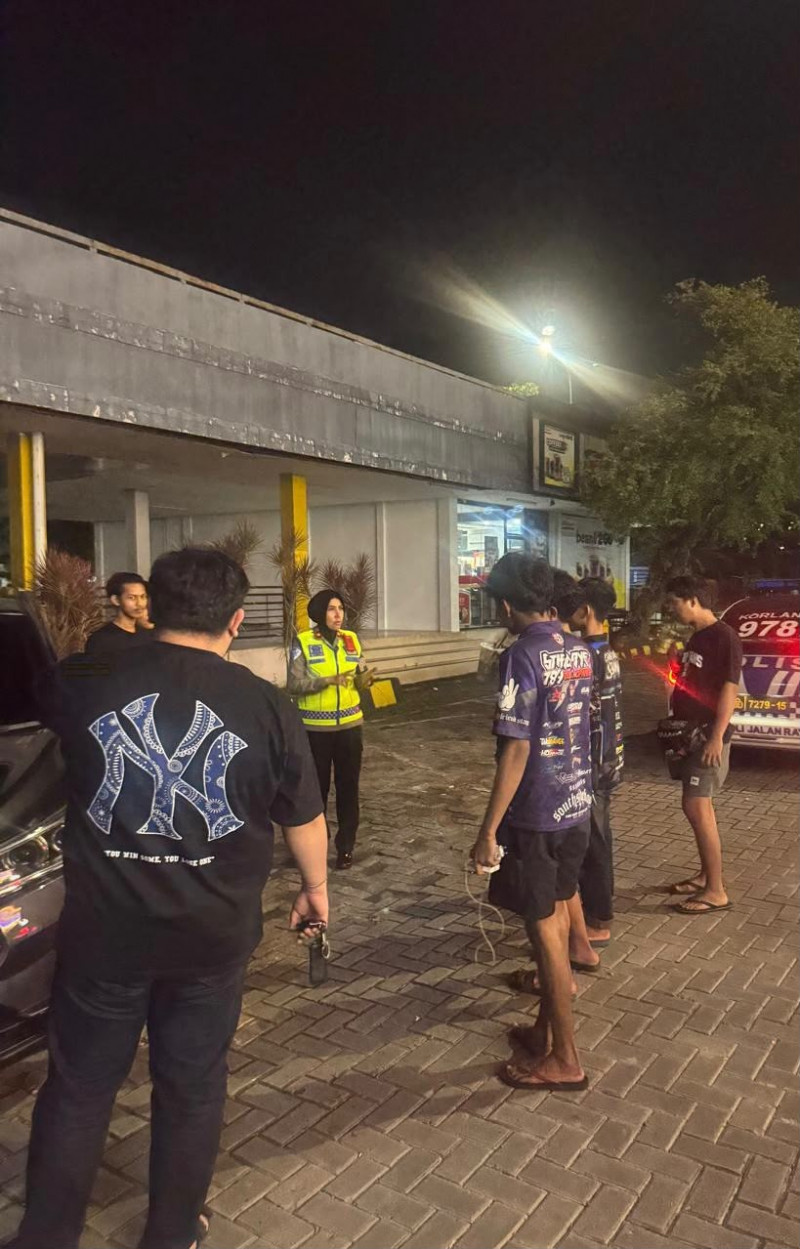 Polri Perkuat Budaya Tertib Lalu Lintas Lewat Edukasi di Rest Area Tol BSD
