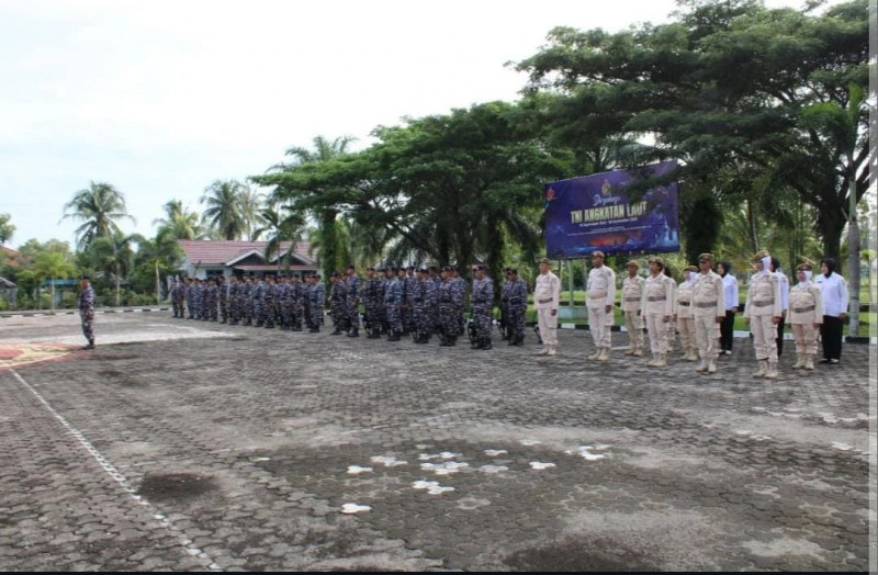 Tingkatkan Jiwa Nasionalisme, Lanal Bengkulu Laksanakan Upacara Penaikan Bendera Merah Putih