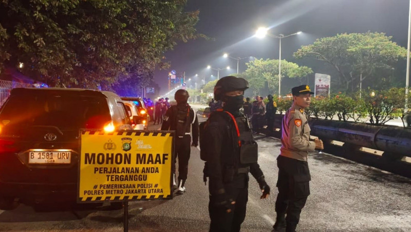 Patroli di Jakarta Utara, Brimob Amankan Enam Pemuda dalam Dua Penindakan