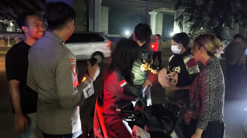 Polsek Pademangan Amankan Dua Wanita Pembawa Sabu Saat Patroli KRYD dan Razia Stasioner