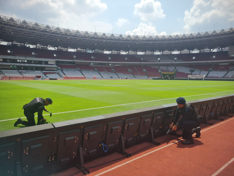 Brimob Polda Metro Jaya Pastikan Keamanan Laga DRX World Legends vs Barcelona Legends di GBK