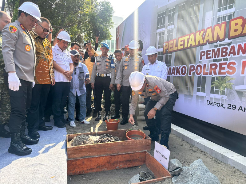 Kapolda Letakkan Batu Pertama Mako Polres Metro Depok: Pelayanan Harus Makin Baik