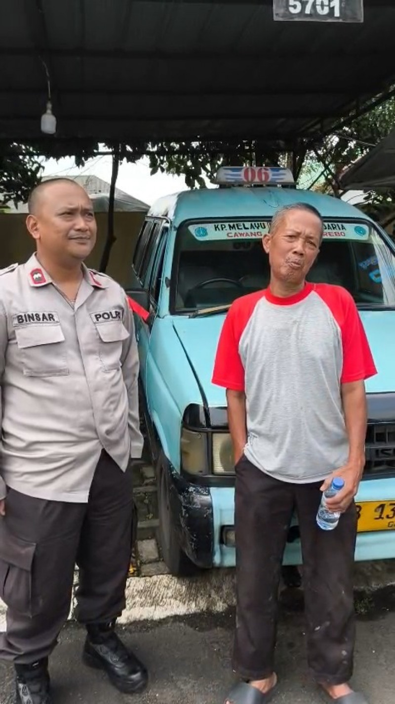 Titipkan Kendaraan Mikrolet 06 di Polsek Ciracas, Jakarta Timur, Warga Sampaikan Apresiasi kepada Polda Metro Jaya
