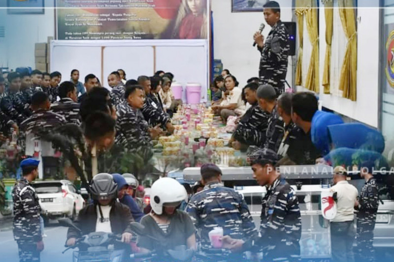 Berkah Ramadhan, Keluarga Besar Lanal Sibolga Berbagi Takjil dan Buka Puasa Bersama di Mako Lanal Sibolga
