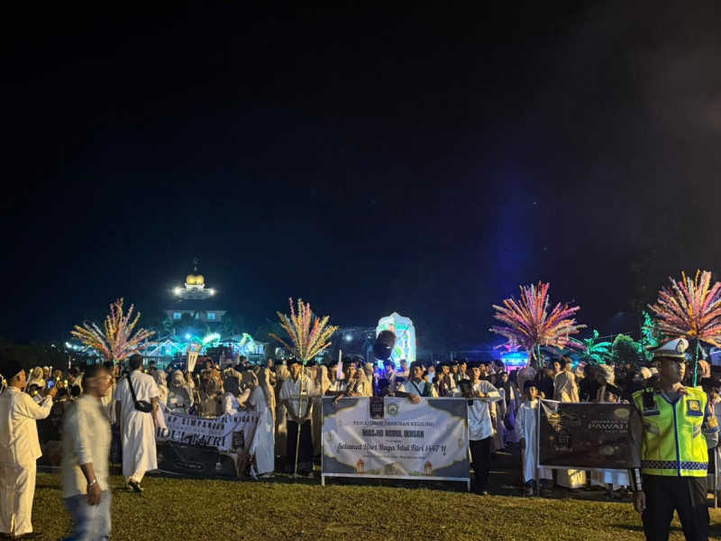 Obor Kemenangan Menyambut Idul Fitri, Danlanal Bintan Lepas Pawai Takbir Keliling