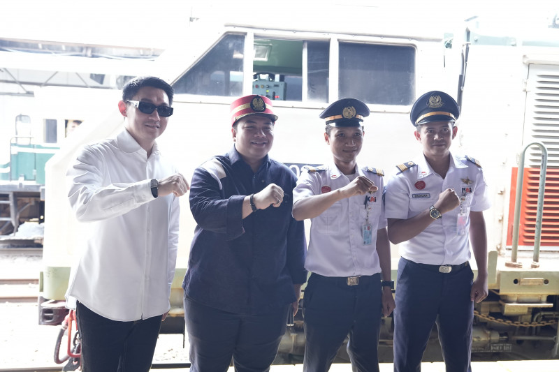 Mudik Gratis Mas Kawe Berangkatkan 395 Pemudik dari Stasiun Pasar Senen dengan KA Blambangan Express