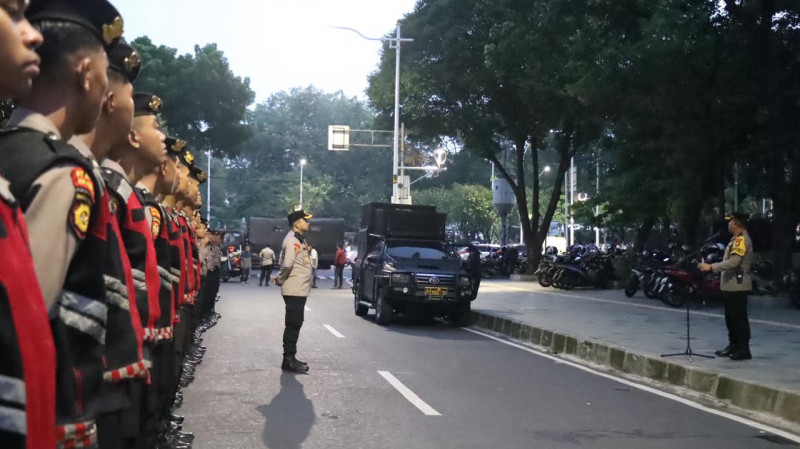 1.587 Personel Dikerahkan Amankan HUT Ke 80 TNI di Monas Polisi Imbau Warga Tertib dan Waspada
