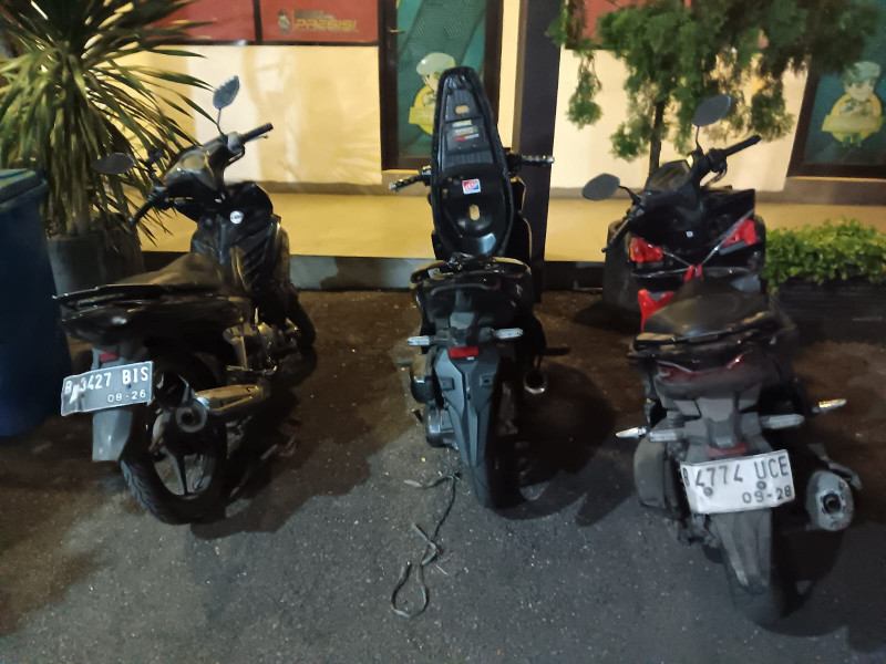 KRYD Polsek Metro Penjaringan, Enam Motor Diamankan Saat Patroli Antisipasi Tawuran dan Kejahatan Jalanan