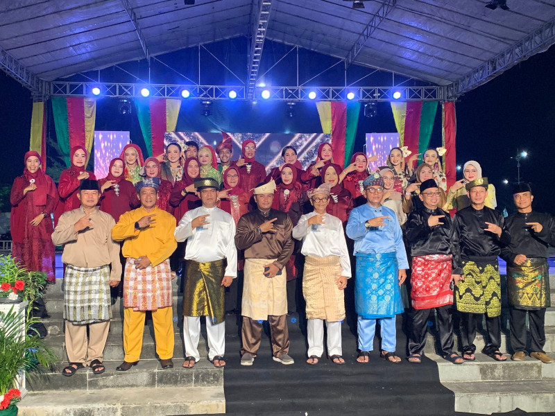Turut Dukung Cinta Budaya Melayu Lanal Bintan Hadiri Acara Parade Tari Kota Tanjungpinang 2025