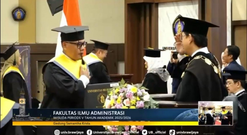 Sandang Gelar Doktor Brigjen Gidion Ikuti Prosesi Wisuda UB di Malang