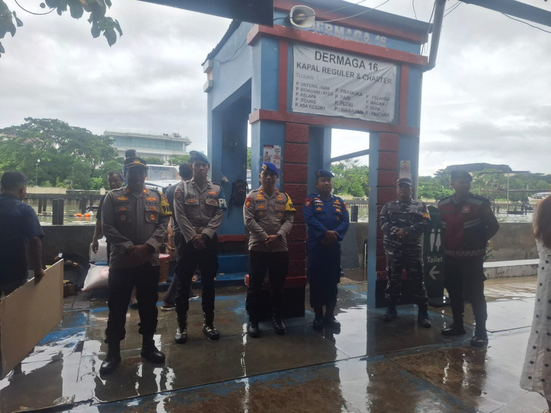 Polres Kepulauan Seribu Gelar Strong Point di Marina Ancol, Kapolres Tekankan Keselamatan dan Layanan 110