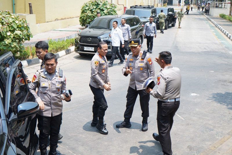 Presiden Prabowo Naik LRT dari Kelapa Gading, Rute Baru Menuju Manggarai Diresmikan