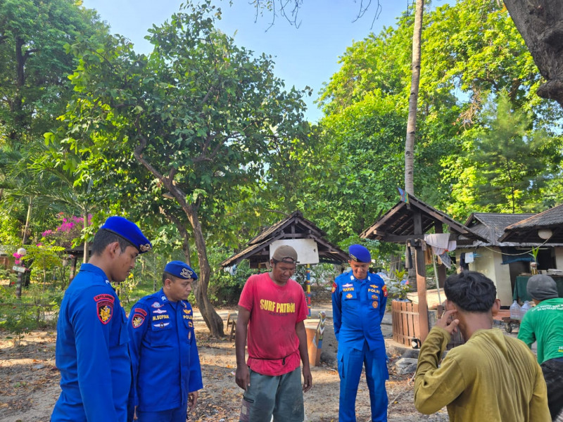 Satpolairud Polres Kepulauan Seribu Gencarkan Patroli Dialogis Laut Antisipasi Kejahatan di Perairan